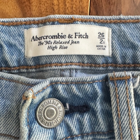 Abercrombie & Fitch The 90s Relaxed Jean High Rise 26 / 2 S - Picture 7 of 14